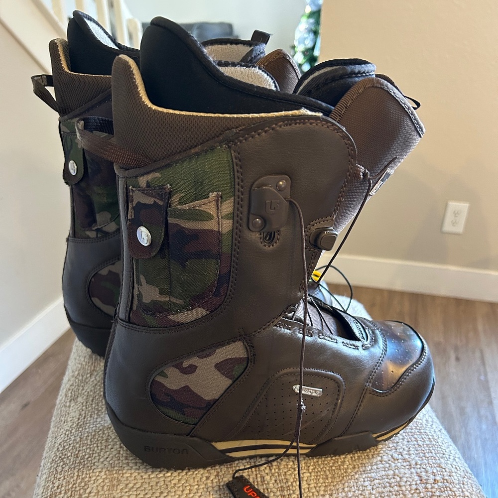 Burton Snowboarding boots